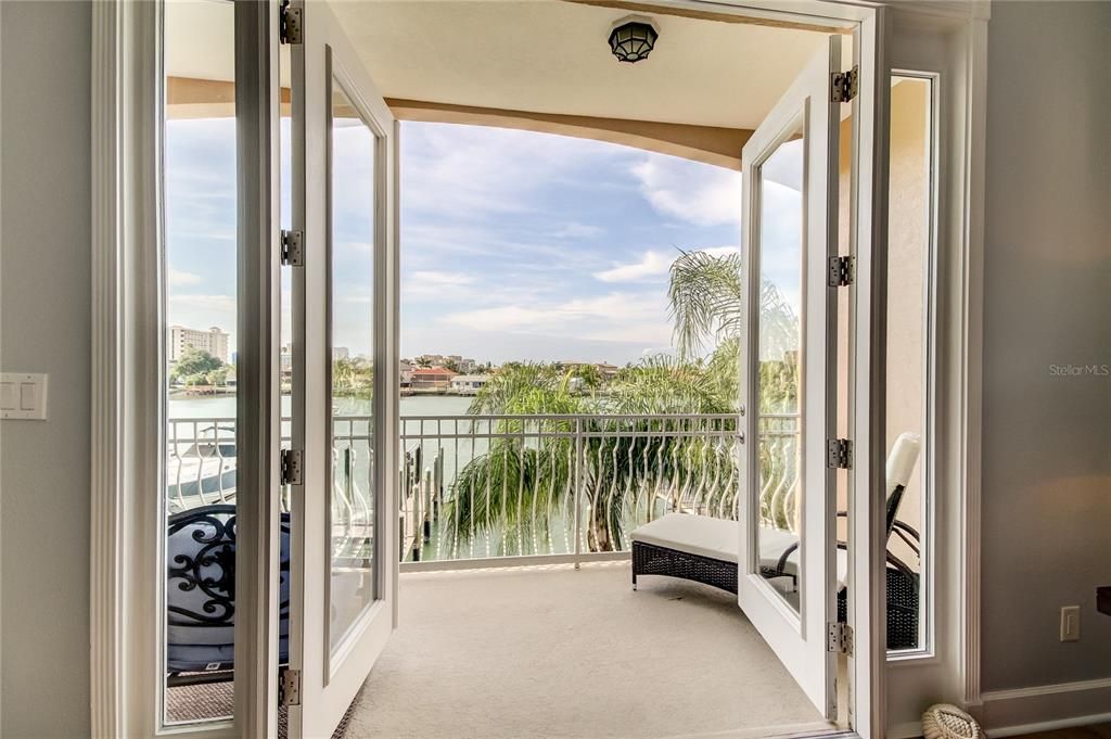 В аренду: $12,000 (3 спален, 3 ванн, 3340 Квадратных фут)