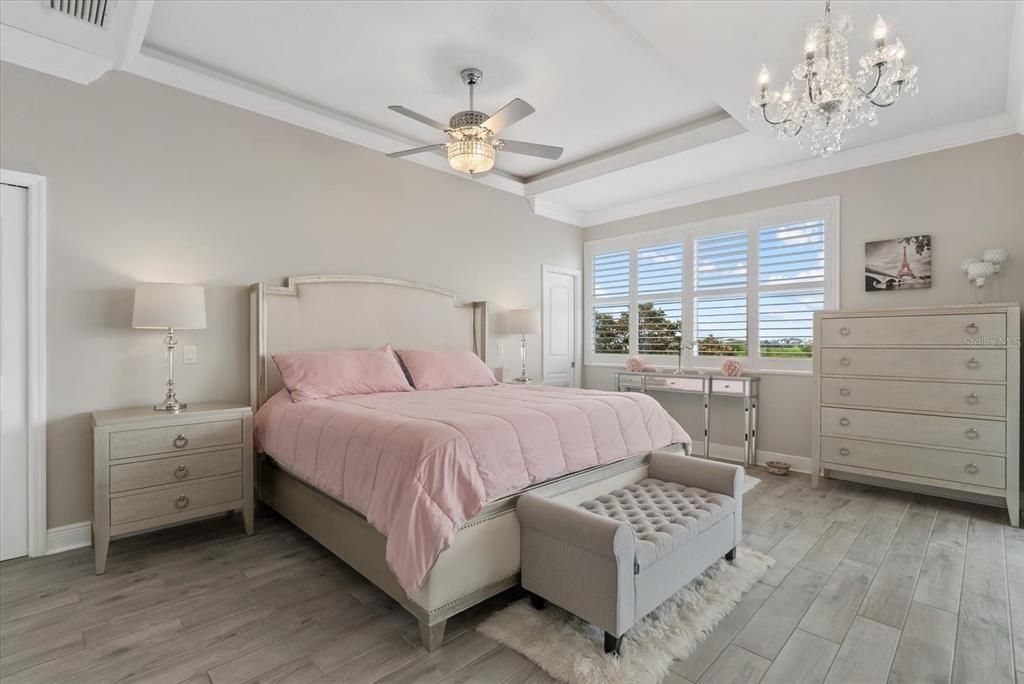 En Venta: $1,695,000 (4 camas, 4 baños, 3245 Pies cuadrados)