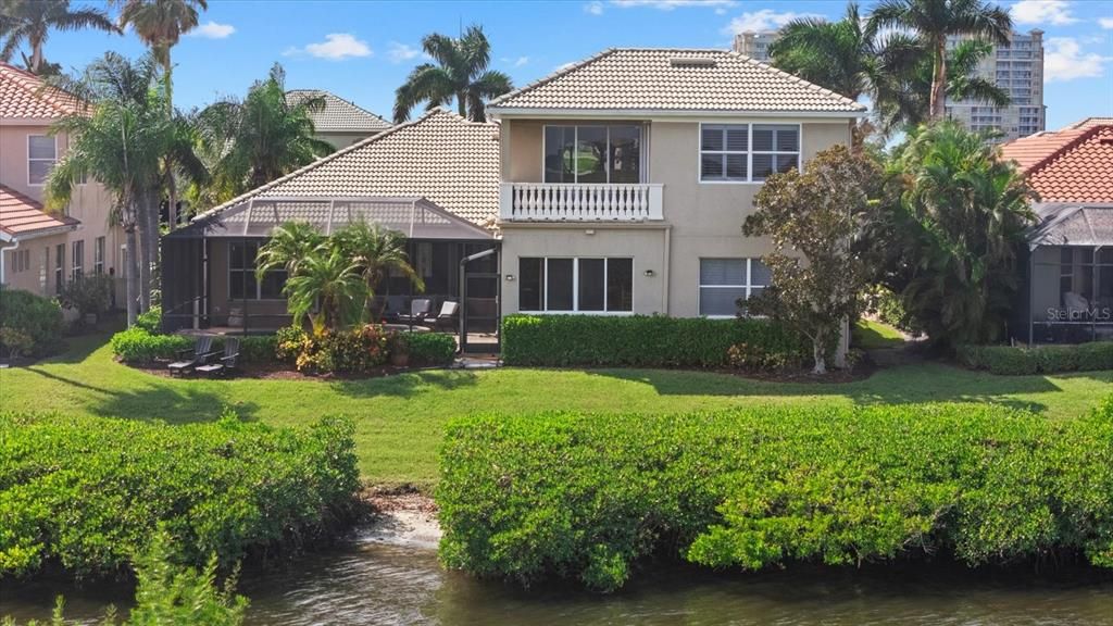 En Venta: $1,695,000 (4 camas, 4 baños, 3245 Pies cuadrados)