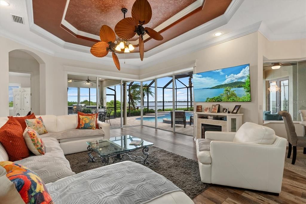 En Venta: $1,695,000 (4 camas, 4 baños, 3245 Pies cuadrados)