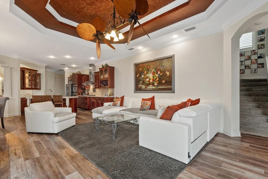 En Venta: $1,695,000 (4 camas, 4 baños, 3245 Pies cuadrados)