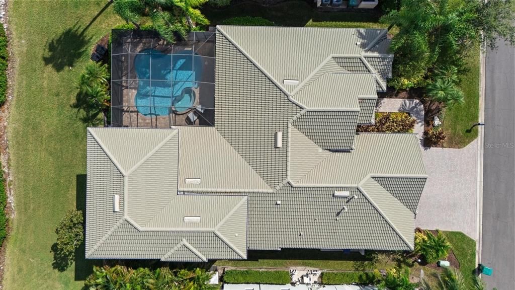 En Venta: $1,695,000 (4 camas, 4 baños, 3245 Pies cuadrados)