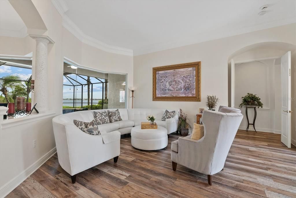 En Venta: $1,695,000 (4 camas, 4 baños, 3245 Pies cuadrados)