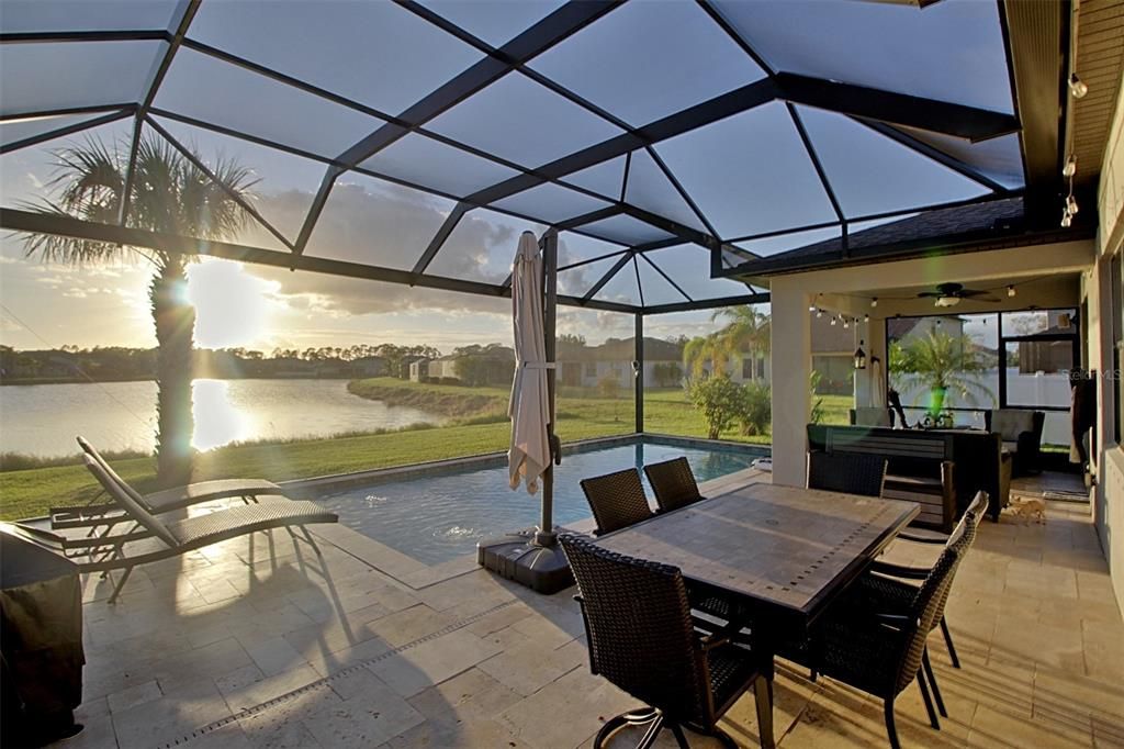 En Venta: $599,900 (5 camas, 2 baños, 2832 Pies cuadrados)