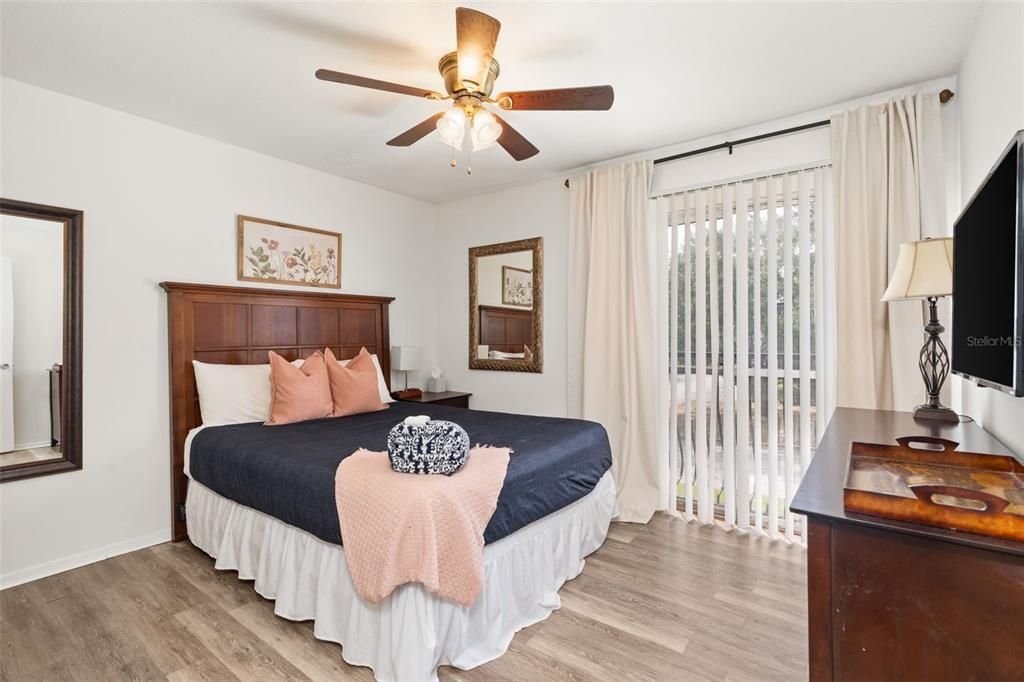 На продажу: $123,000 (1 спален, 1 ванн, 574 Квадратных фут)