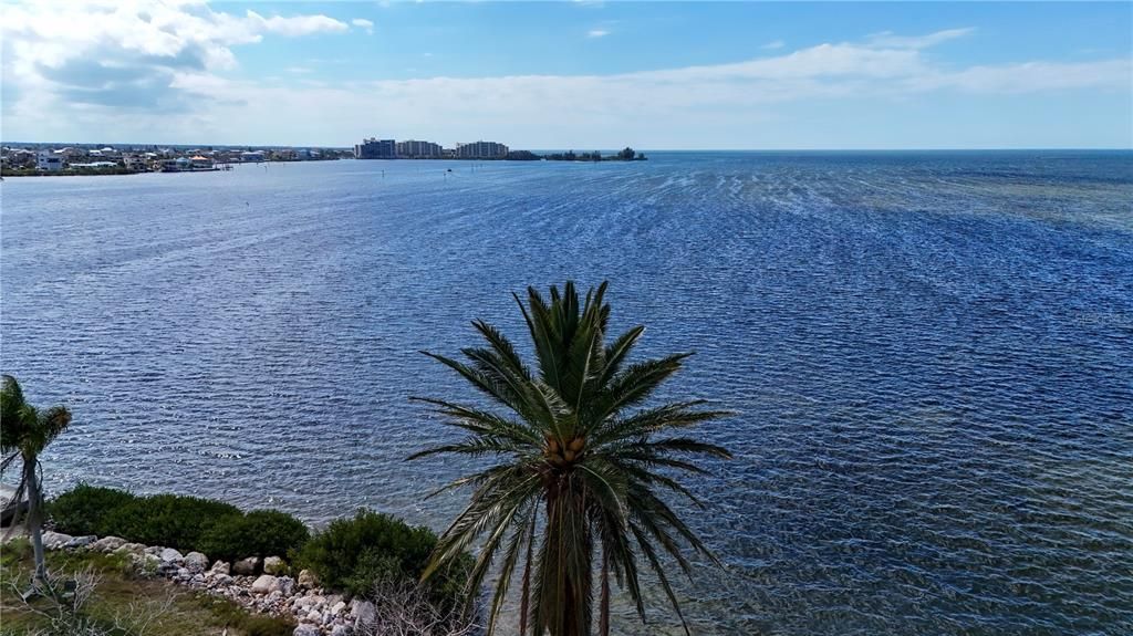 Activo con contrato: $725,000 (3 camas, 1 baños, 912 Pies cuadrados)