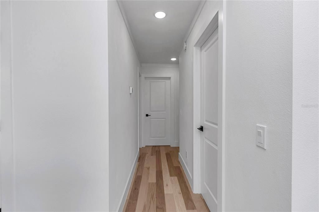 Activo con contrato: $725,000 (3 camas, 1 baños, 912 Pies cuadrados)