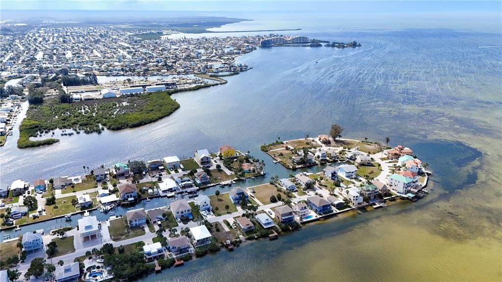 Activo con contrato: $725,000 (3 camas, 1 baños, 912 Pies cuadrados)