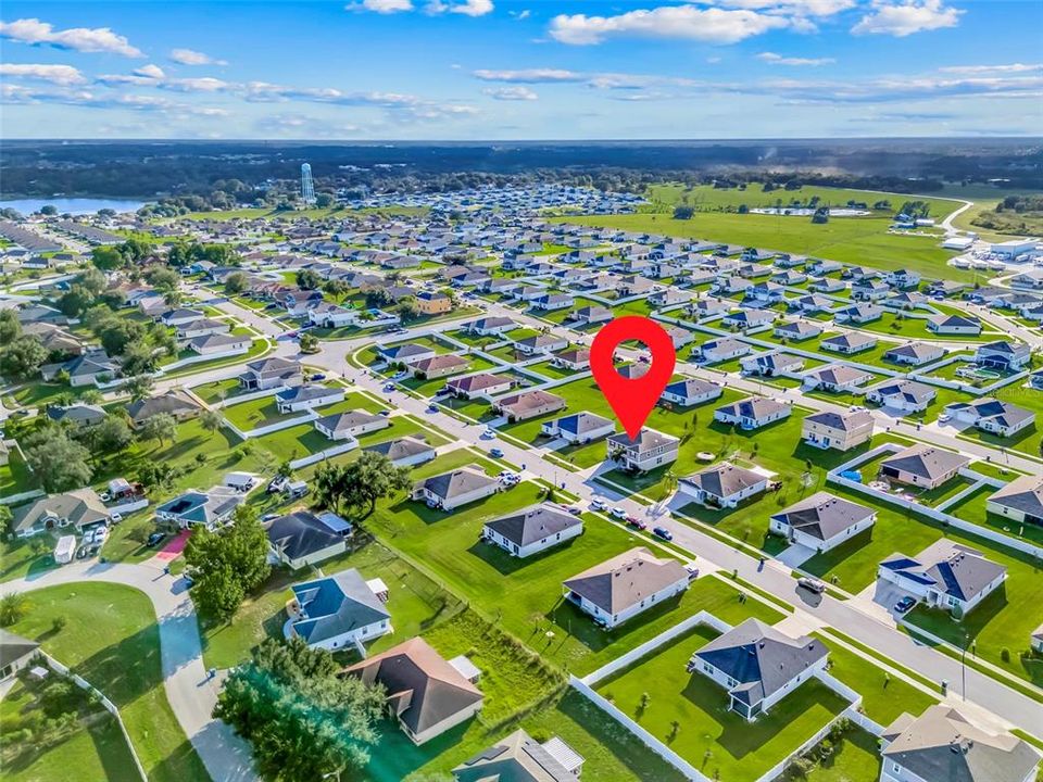 For Sale: $390,000 (5 beds, 3 baths, 3075 Square Feet)