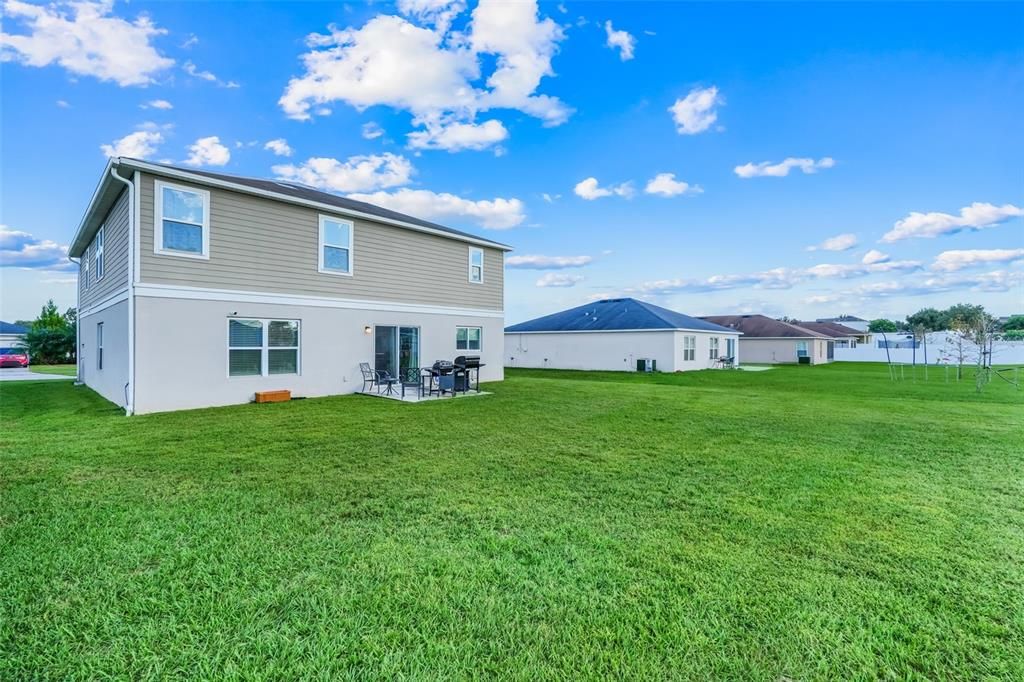 For Sale: $390,000 (5 beds, 3 baths, 3075 Square Feet)