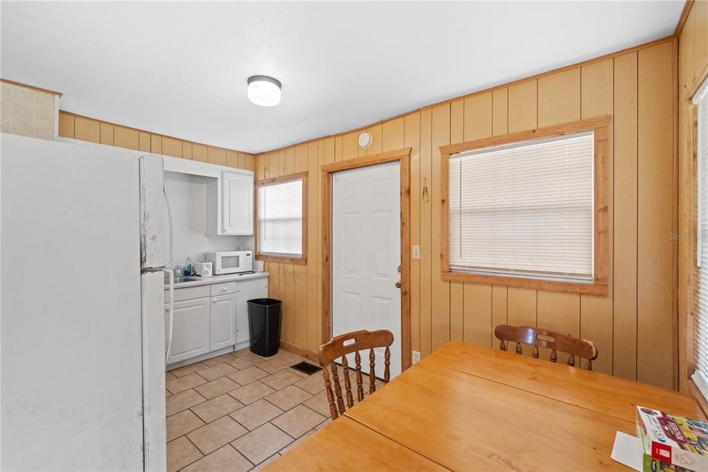 For Sale: $450,000 (0 beds, 0 baths, 4144 Square Feet)