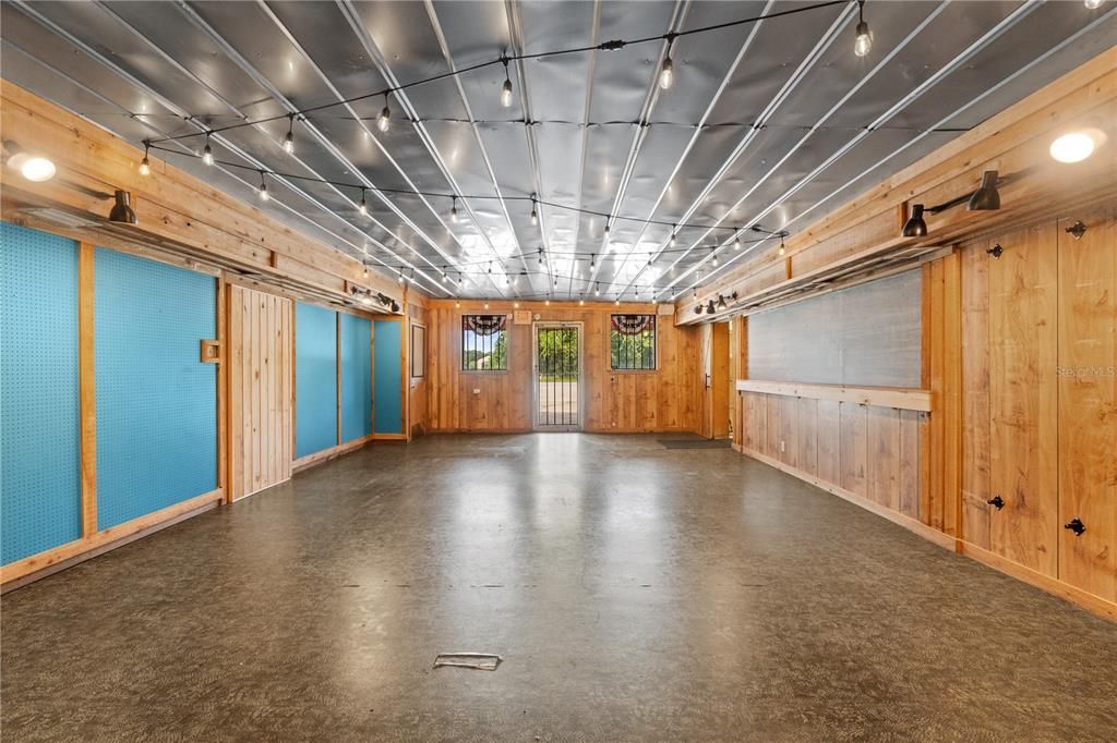 For Sale: $450,000 (0 beds, 0 baths, 4144 Square Feet)