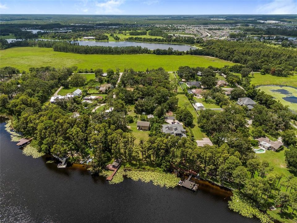 En Venta: $995,405 (4 camas, 3 baños, 3169 Pies cuadrados)