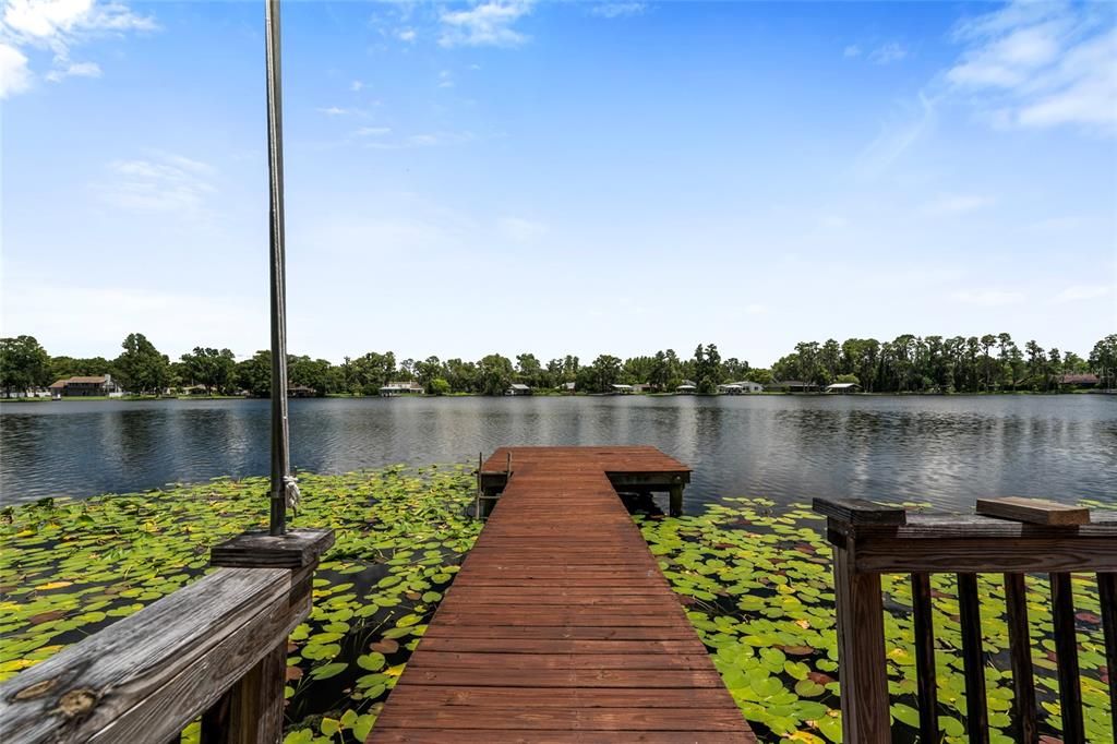 En Venta: $995,405 (4 camas, 3 baños, 3169 Pies cuadrados)