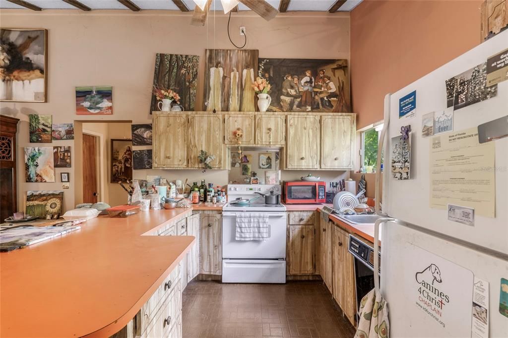 En Venta: $995,405 (4 camas, 3 baños, 3169 Pies cuadrados)