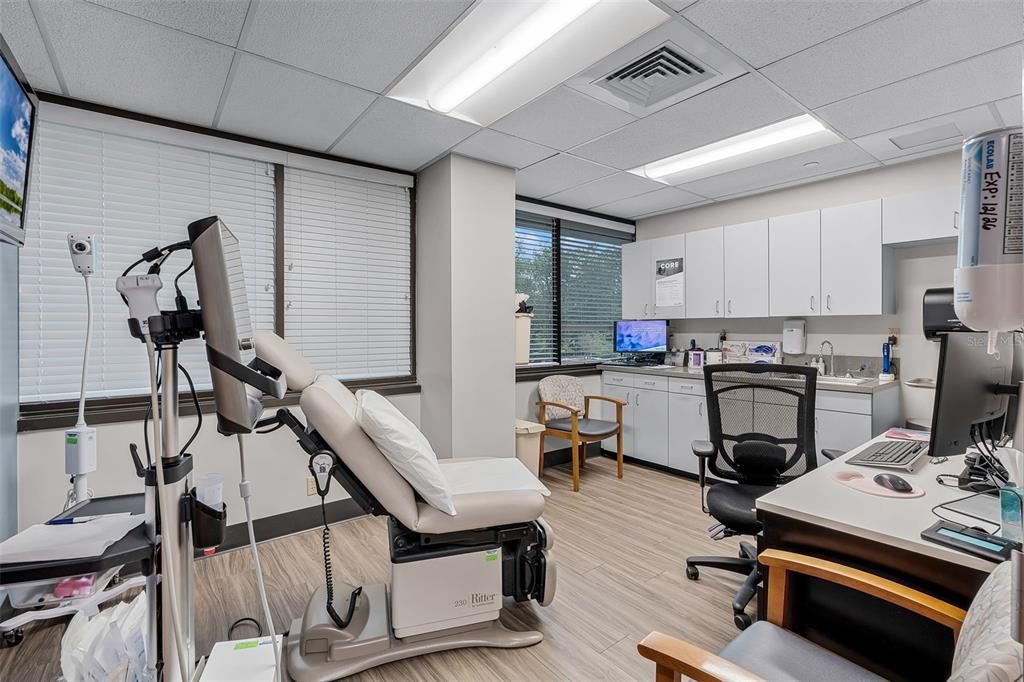 待售: $1,250,000 (0 贝兹, 0 浴室, 3467 平方英尺)