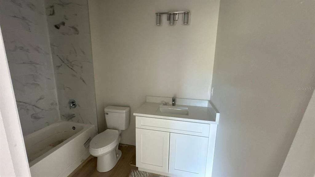 For Sale: $377,000 (6 beds, 0 baths, 2324 Square Feet)