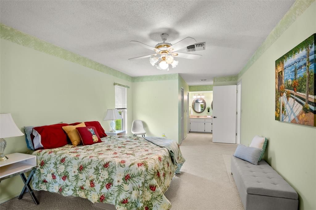 Activo con contrato: $459,000 (2 camas, 2 baños, 1914 Pies cuadrados)