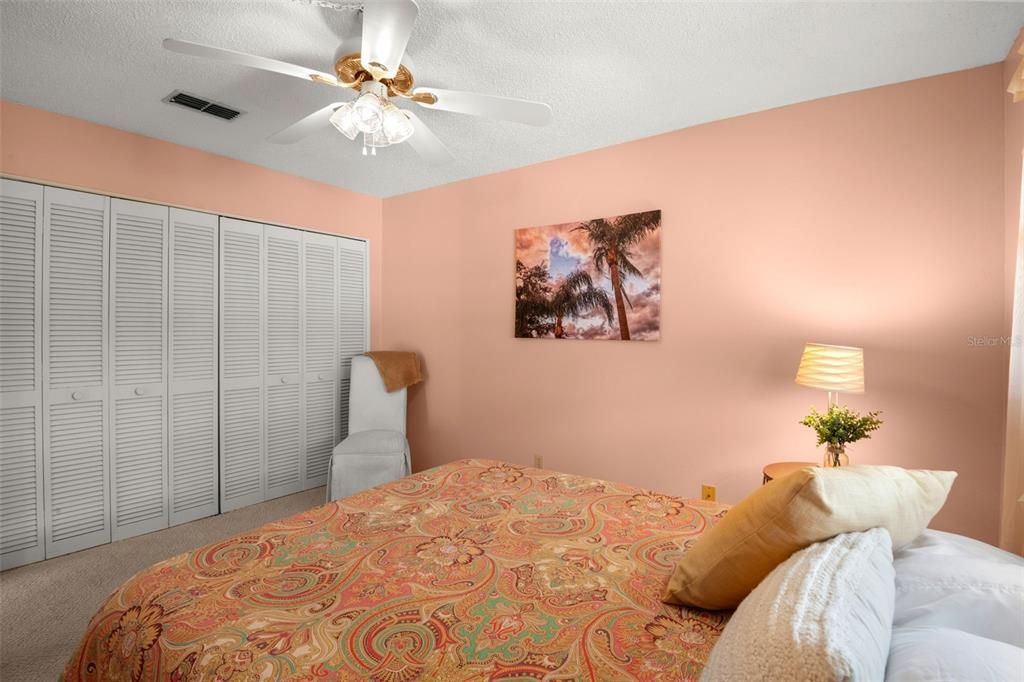 Activo con contrato: $459,000 (2 camas, 2 baños, 1914 Pies cuadrados)