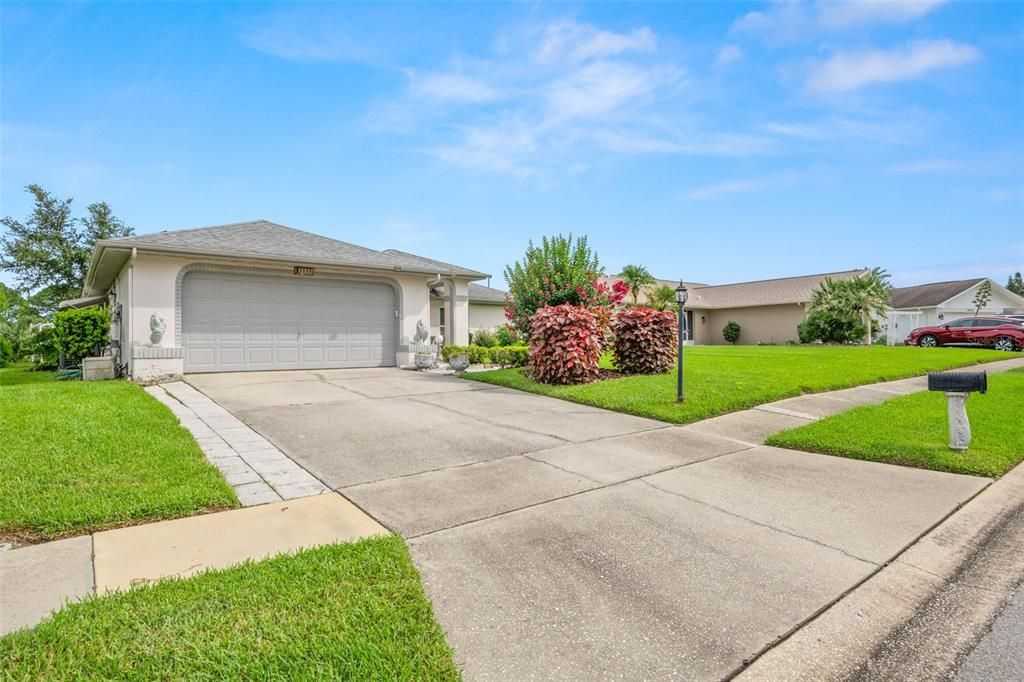 Activo con contrato: $459,000 (2 camas, 2 baños, 1914 Pies cuadrados)