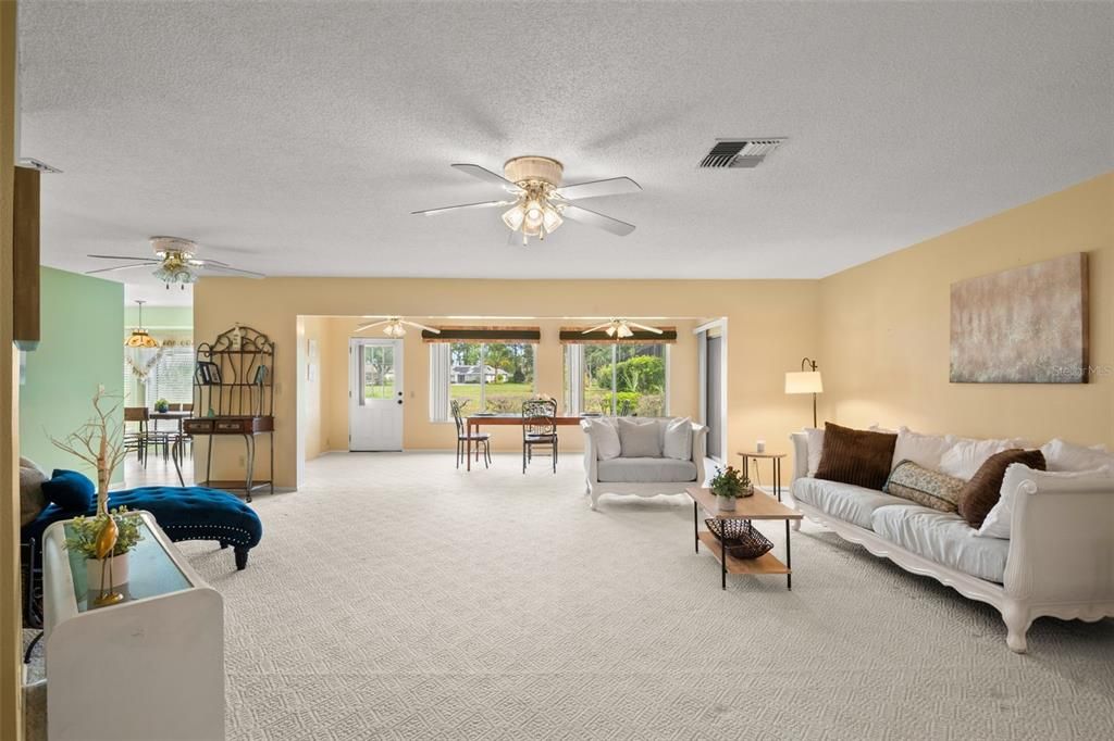 Activo con contrato: $459,000 (2 camas, 2 baños, 1914 Pies cuadrados)