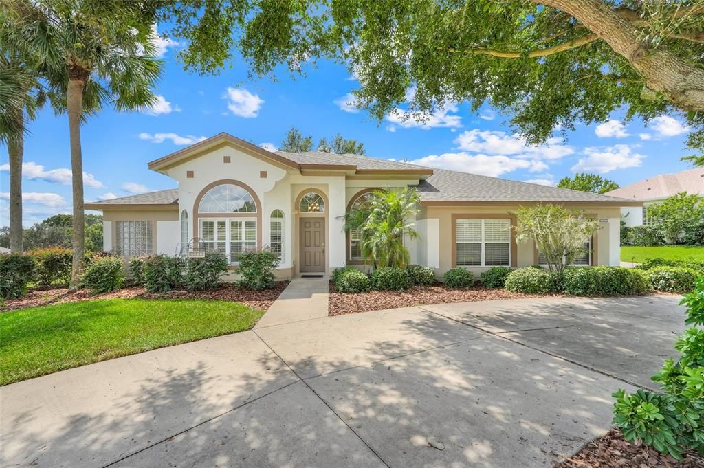 For Sale: $469,000 (4 beds, 2 baths, 2028 Square Feet)