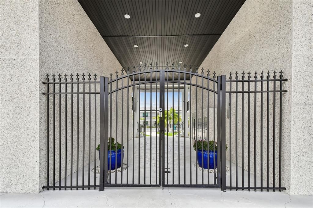 出租: $2,095 (1 贝兹, 1 浴室, 750 平方英尺)