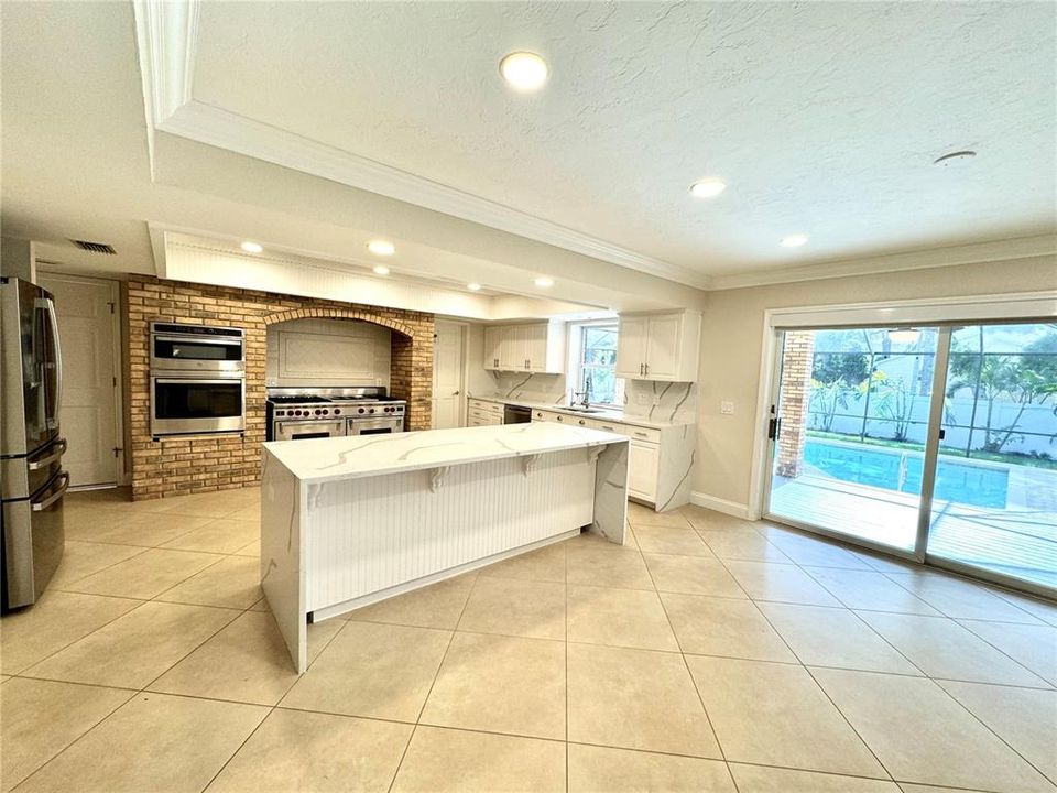 For Rent: $6,695 (4 beds, 4 baths, 3930 Square Feet)