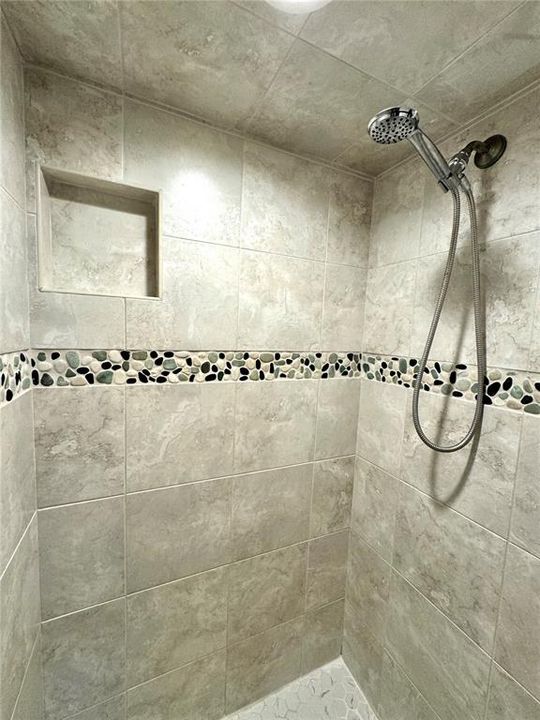 For Rent: $6,695 (4 beds, 4 baths, 3930 Square Feet)