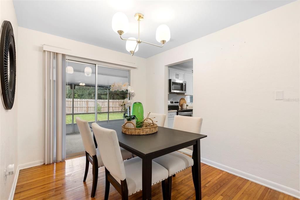 Active With Contract: $279,000 (3 beds, 1 baths, 1391 Square Feet)