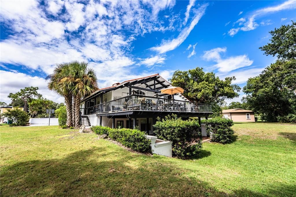 For Sale: $825,000 (4 beds, 2 baths, 3502 Square Feet)