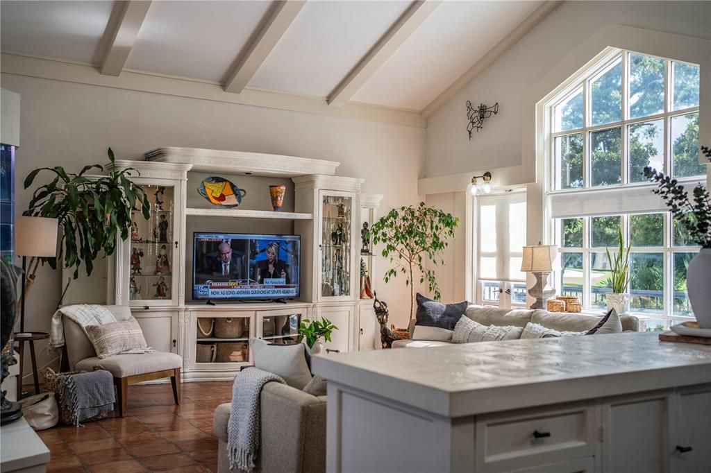 For Sale: $825,000 (4 beds, 2 baths, 3502 Square Feet)