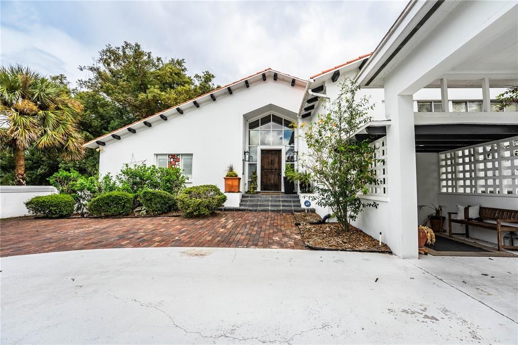 For Sale: $825,000 (4 beds, 2 baths, 3502 Square Feet)