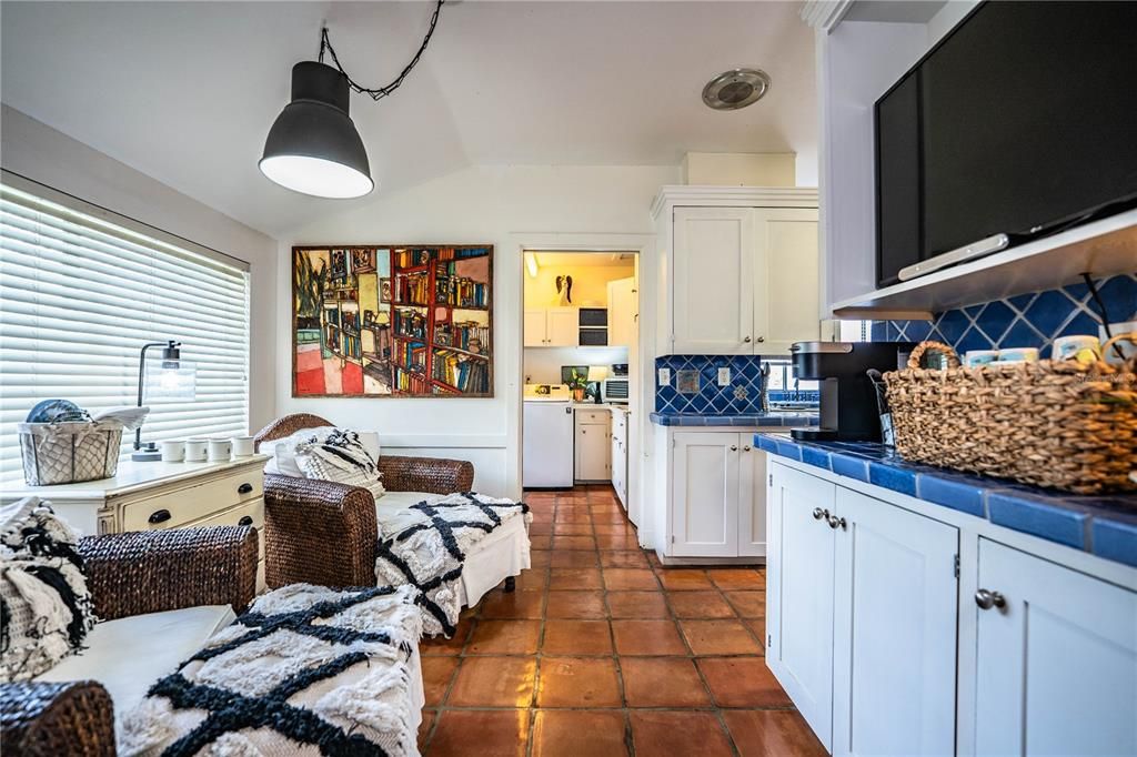 For Sale: $825,000 (4 beds, 2 baths, 3502 Square Feet)