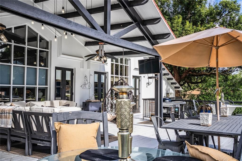 For Sale: $825,000 (4 beds, 2 baths, 3502 Square Feet)