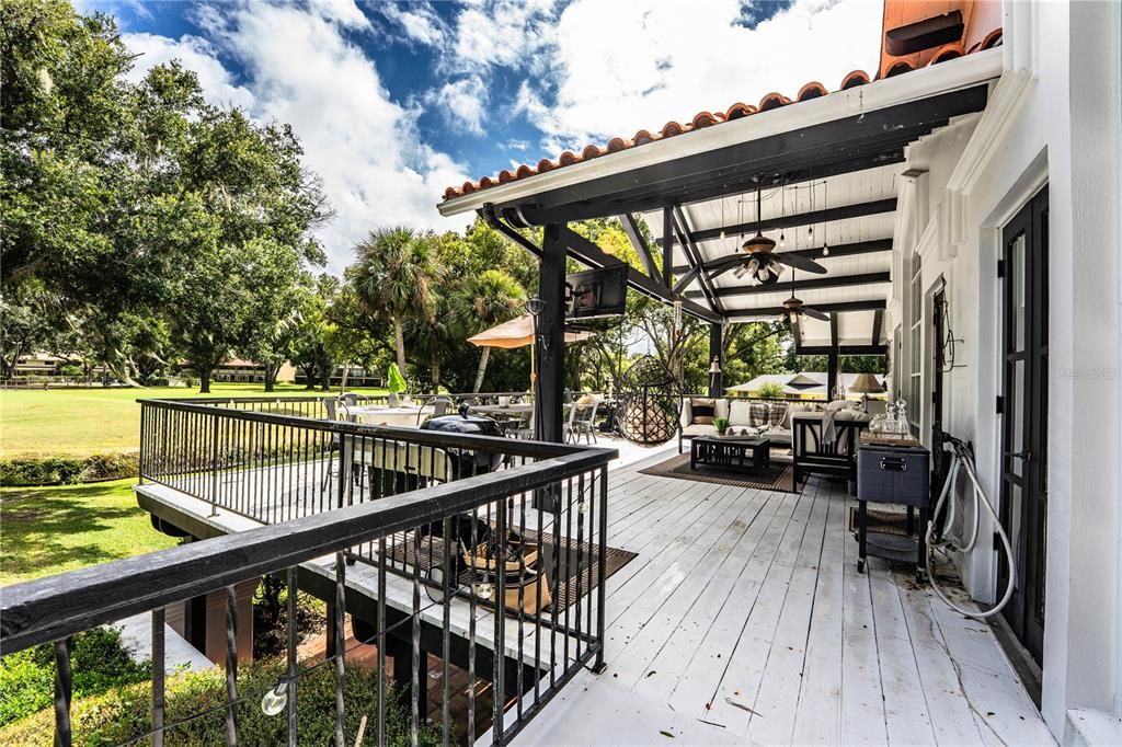 For Sale: $825,000 (4 beds, 2 baths, 3502 Square Feet)