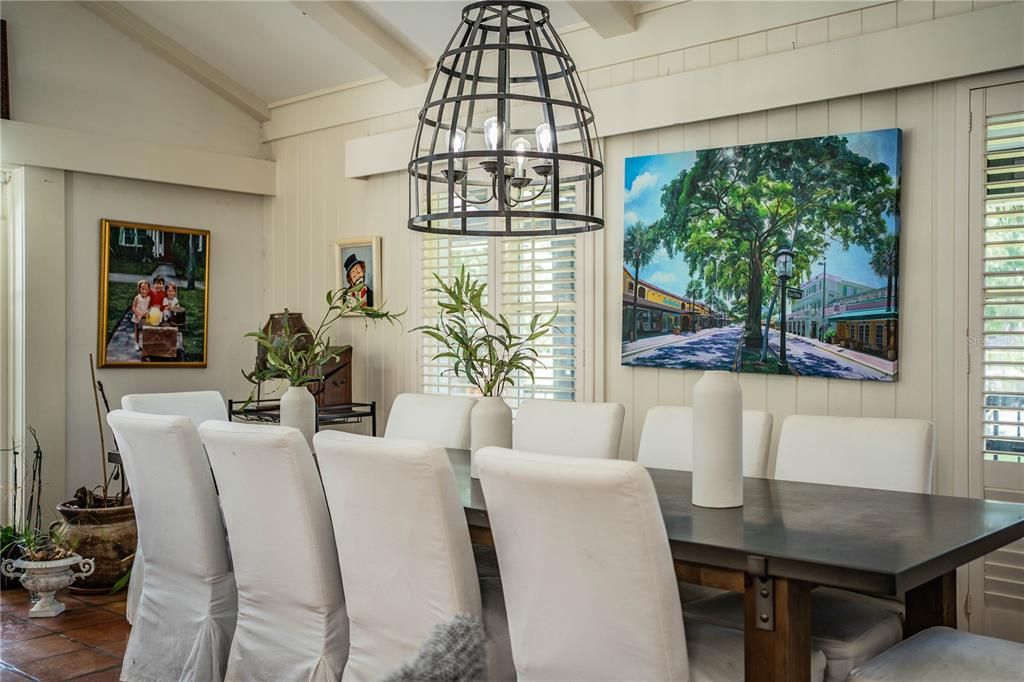 For Sale: $825,000 (4 beds, 2 baths, 3502 Square Feet)