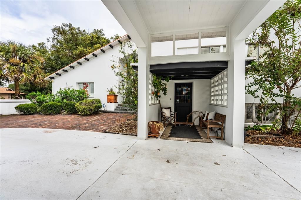 For Sale: $825,000 (4 beds, 2 baths, 3502 Square Feet)