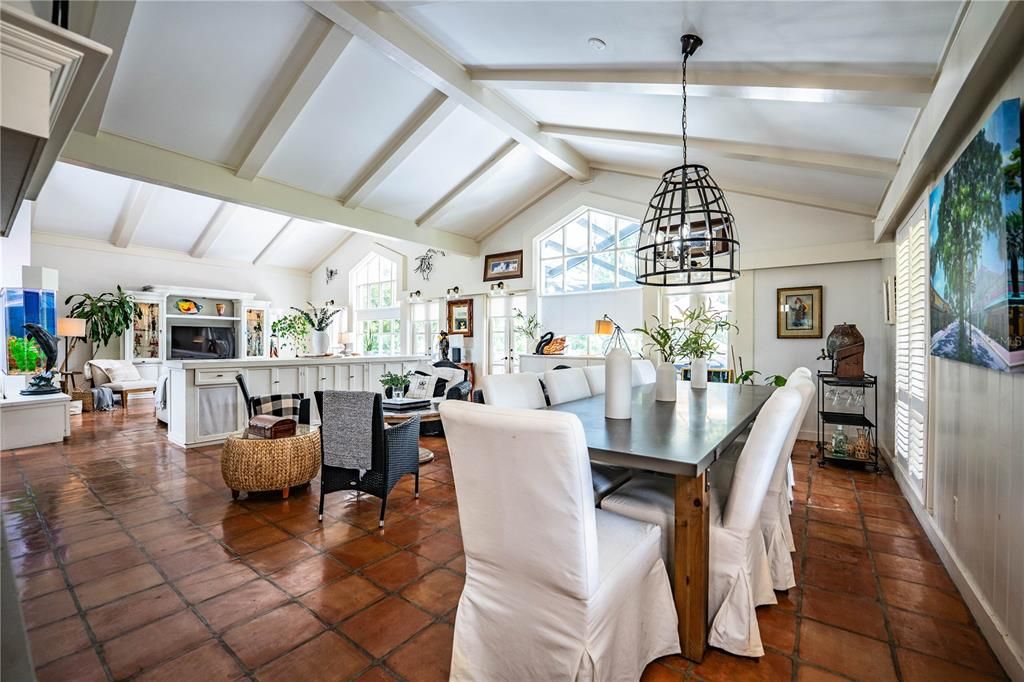 For Sale: $825,000 (4 beds, 2 baths, 3502 Square Feet)