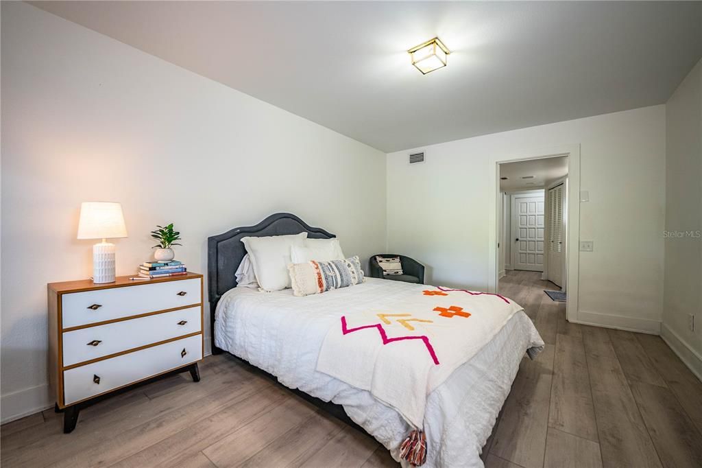 For Sale: $825,000 (4 beds, 2 baths, 3502 Square Feet)