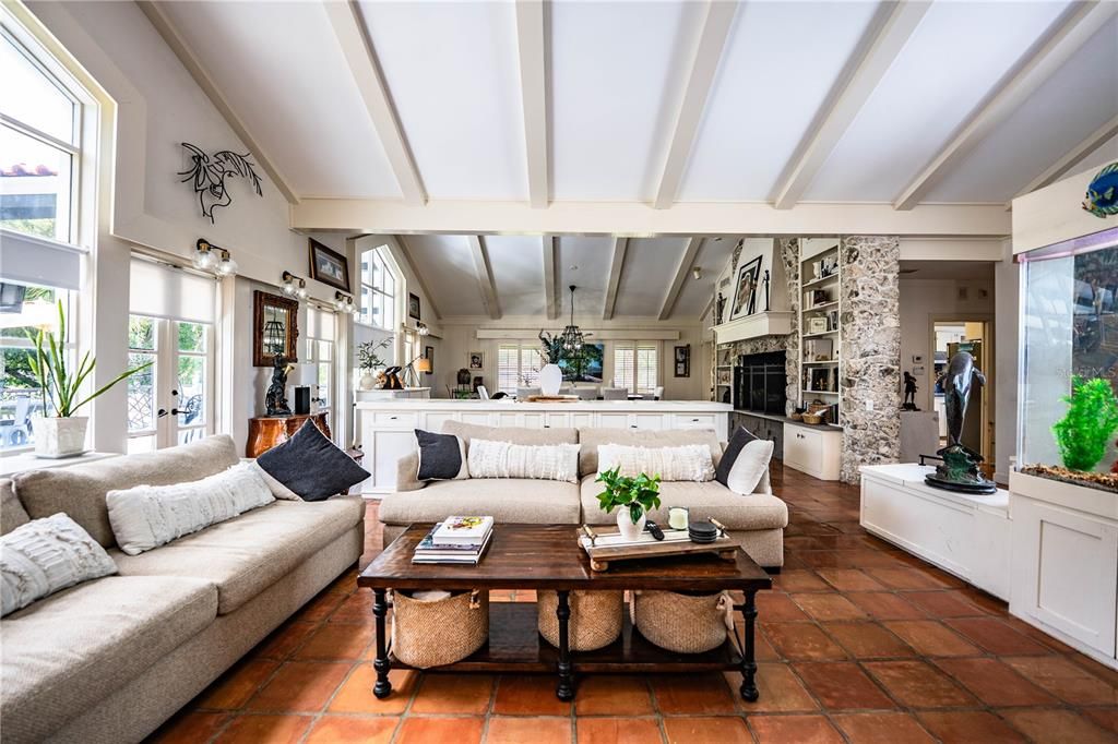 For Sale: $825,000 (4 beds, 2 baths, 3502 Square Feet)