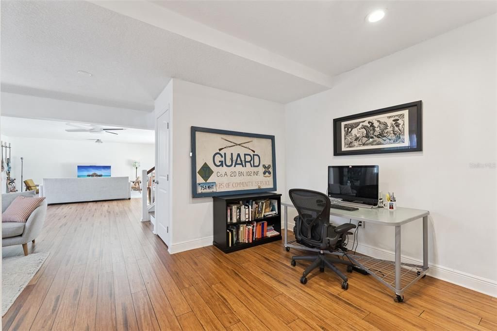 Activo con contrato: $739,000 (4 camas, 3 baños, 3538 Pies cuadrados)