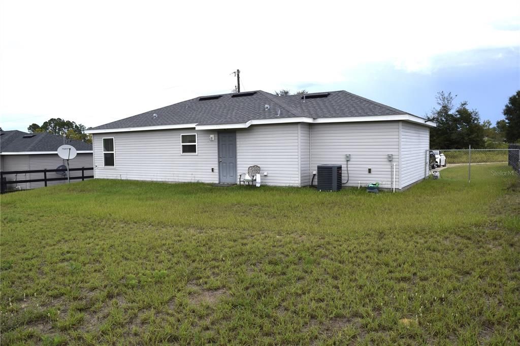 For Rent: $1,500 (3 beds, 2 baths, 1014 Square Feet)