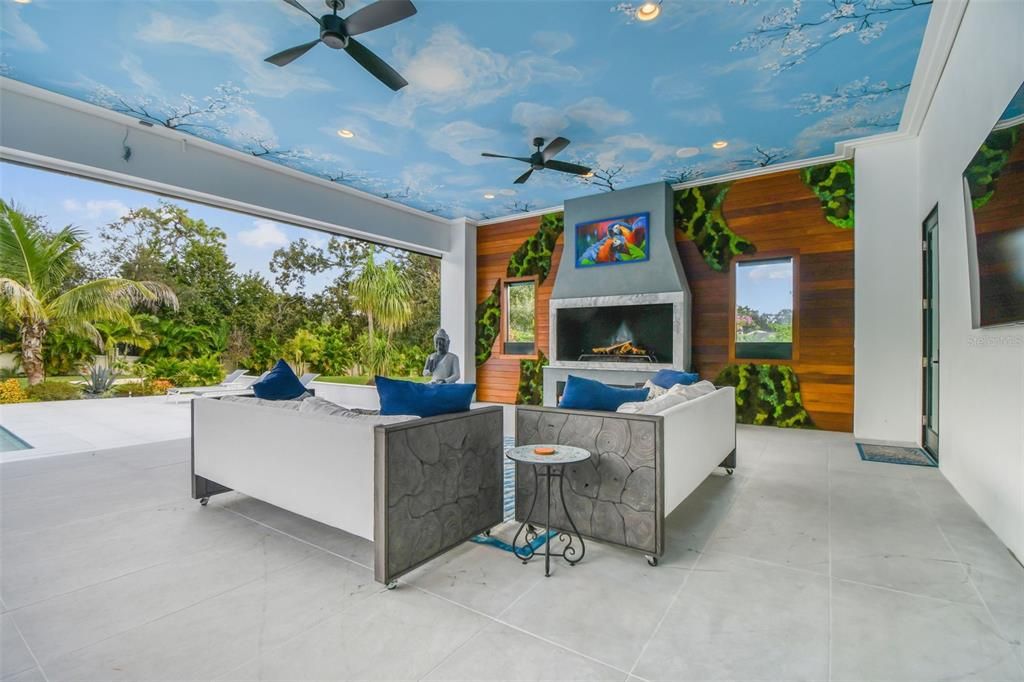 合同活跃: $3,000,000 (4 贝兹, 4 浴室, 4453 平方英尺)