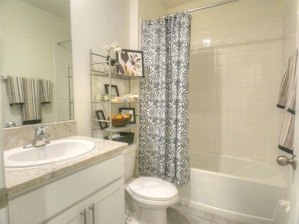 En Renta: $2,400 (3 camas, 2 baños, 1516 Pies cuadrados)