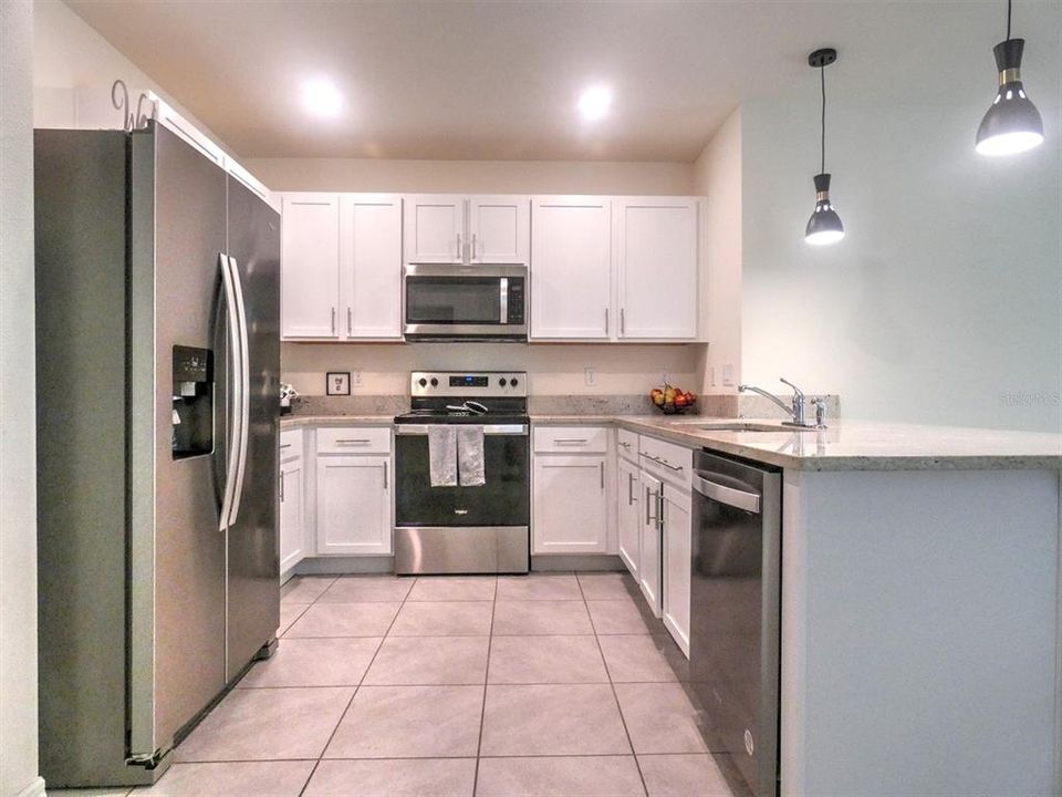 En Renta: $2,400 (3 camas, 2 baños, 1516 Pies cuadrados)