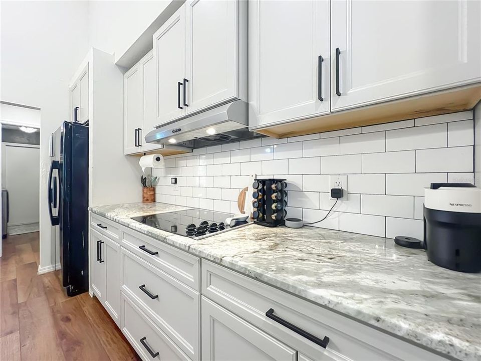 En Venta: $369,900 (3 camas, 2 baños, 1631 Pies cuadrados)