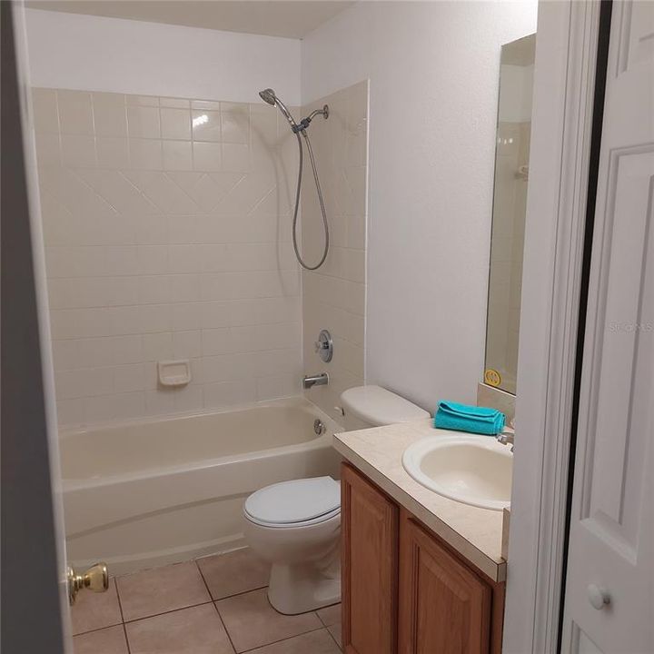 En Venta: $277,000 (2 camas, 2 baños, 1680 Pies cuadrados)