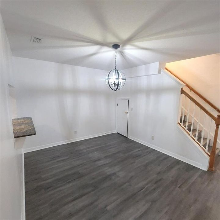 En Venta: $277,000 (2 camas, 2 baños, 1680 Pies cuadrados)