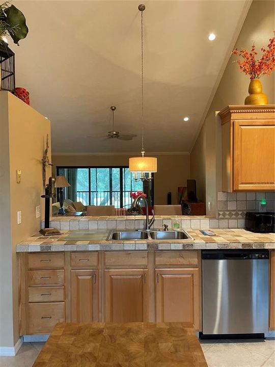 En Renta: $2,000 (2 camas, 2 baños, 1300 Pies cuadrados)